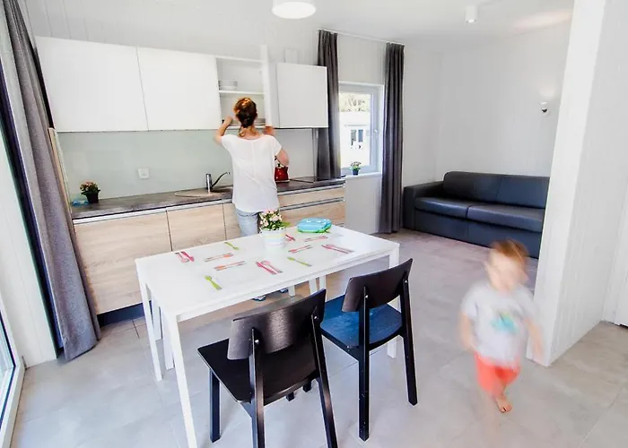 Wakacyjne Pogorzelica (Gmina Rewal)